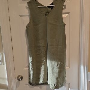 Tahari Linen Sage Green Sleeveless Mini Dress